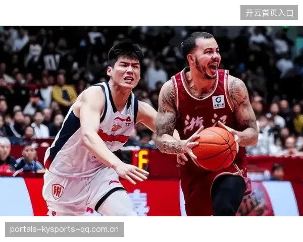 球队遭遇连败，教练战术板被球迷集中质疑